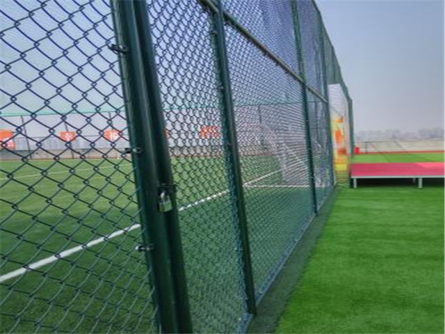 足球場(chǎng)圍網(wǎng)圖片4 足球場(chǎng)圍網(wǎng)圖片4