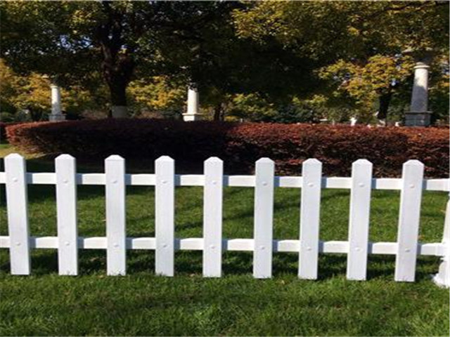 塑鋼護(hù)欄圖片3 塑鋼護(hù)欄圖片3