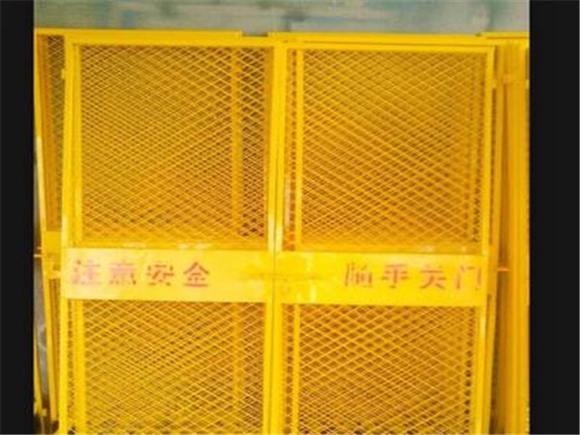 電梯門護(hù)欄圖片4 電梯門護(hù)欄圖片4